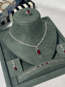 Bridal bracelet with teardrop zircon stones elegant style