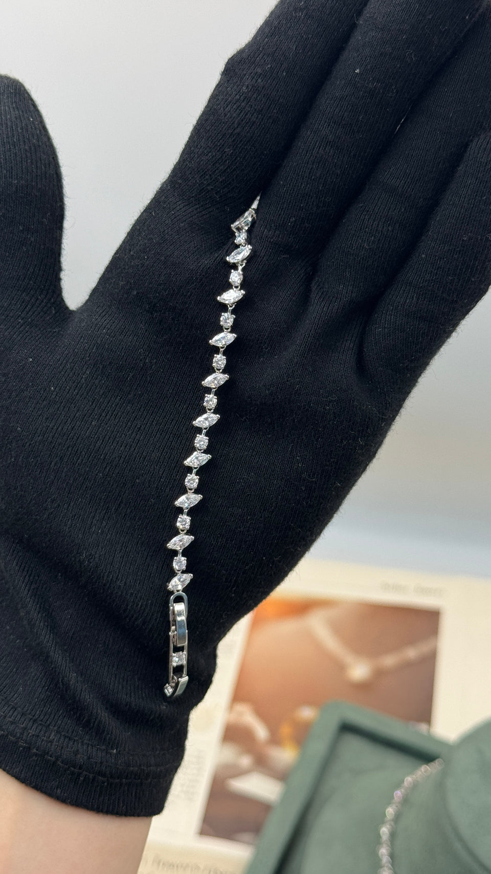 Bridal earrings with pearl drop and marquise crystal design