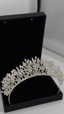 Crystal Bloom Bridal Tiara – Elegant Wedding Crown with Crystals