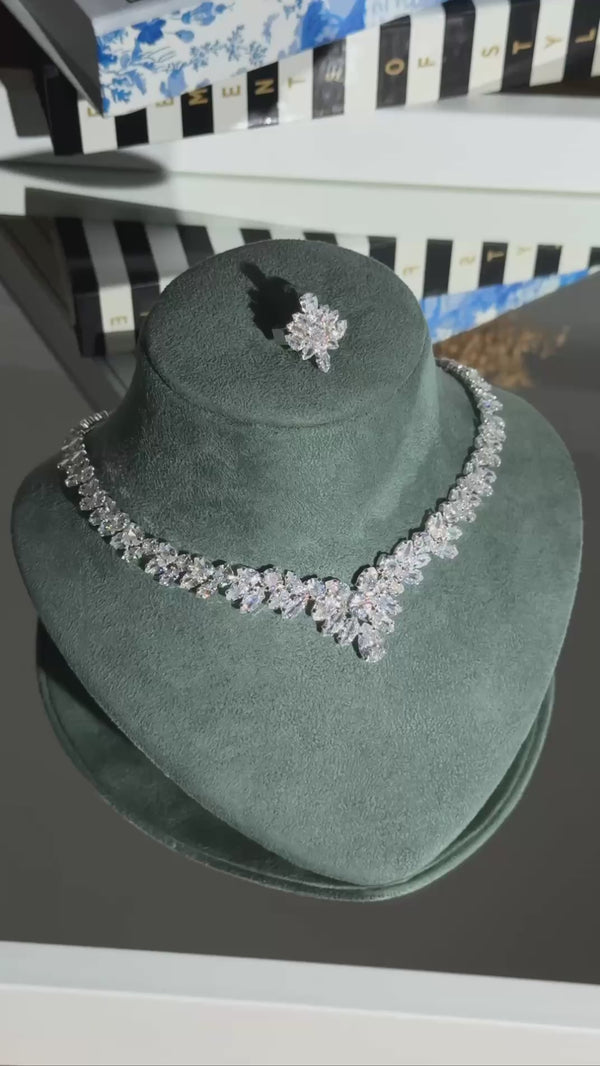 Luxury bridal jewelry set with floral zircon necklace earrings bracelet and ring