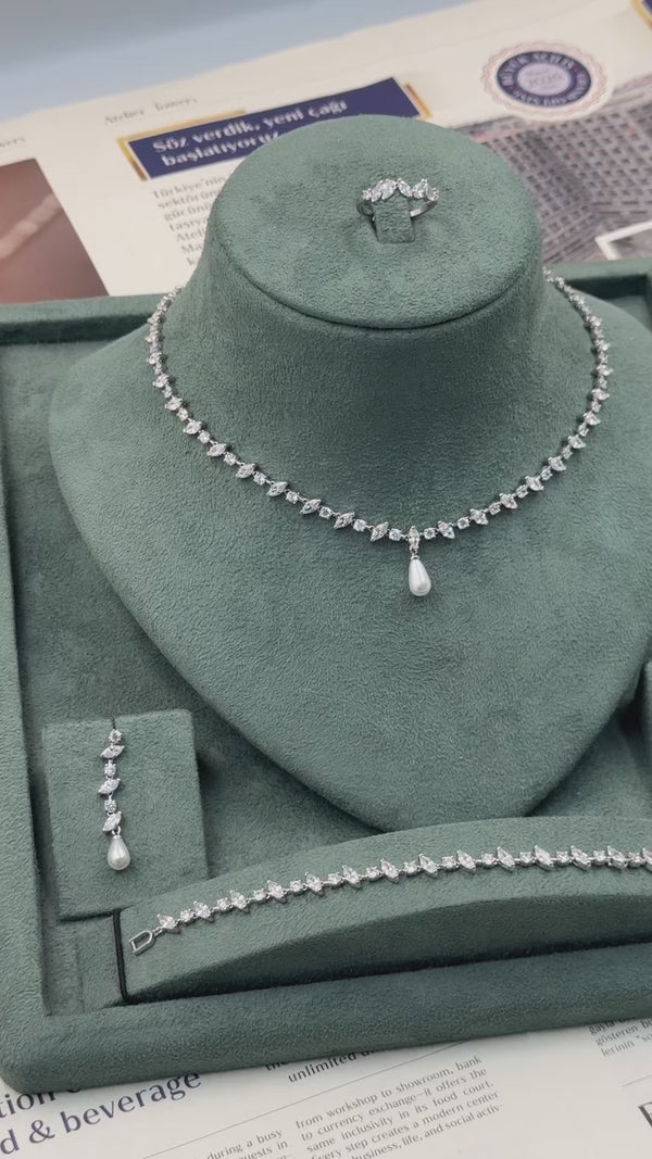 Luxury bridal jewelry set with pearl drop necklace earrings bracelet and ring