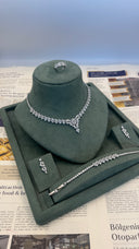 luxury bridal crystal jewelry set necklace earrings bracelet full view