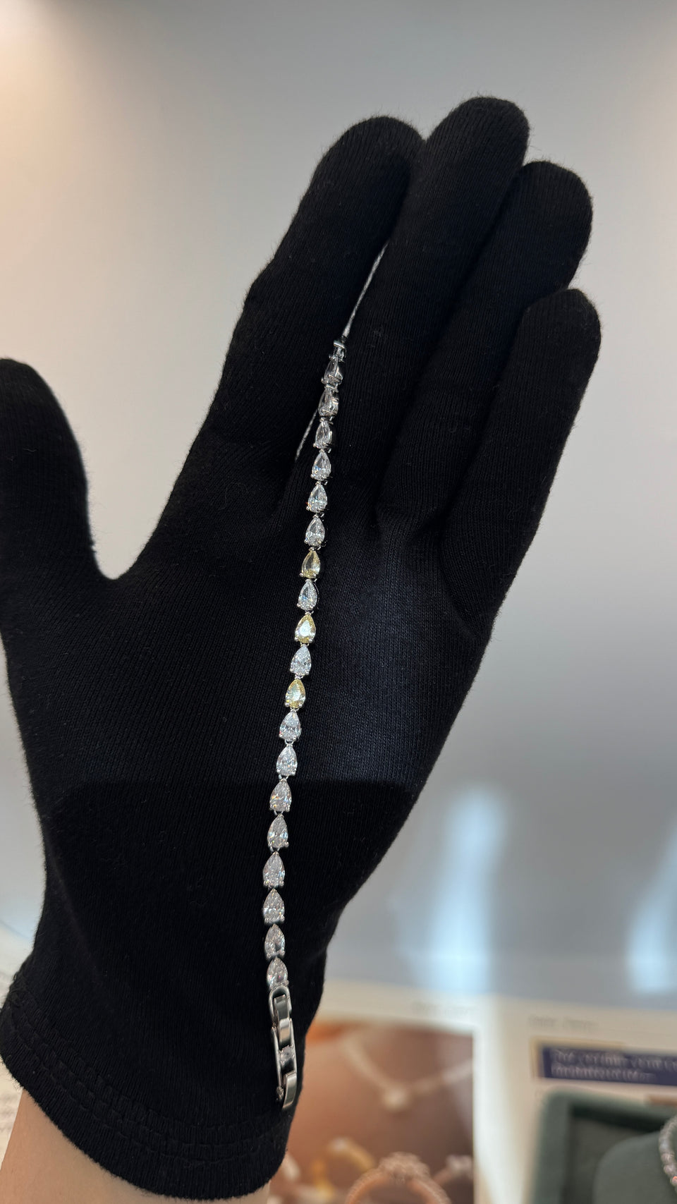 Bridal yellow crystal teardrop bracelet elegant wedding jewelry piece